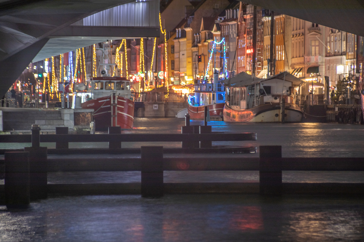 Niels Peter Sørensen / Nyhavn by night